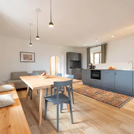 Aparthotel Pramian1394 Cermes